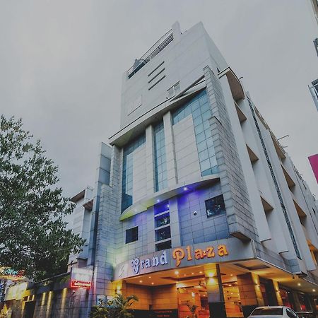 Hotel Super Capital O Grand Plaza à Coimbatore Extérieur photo