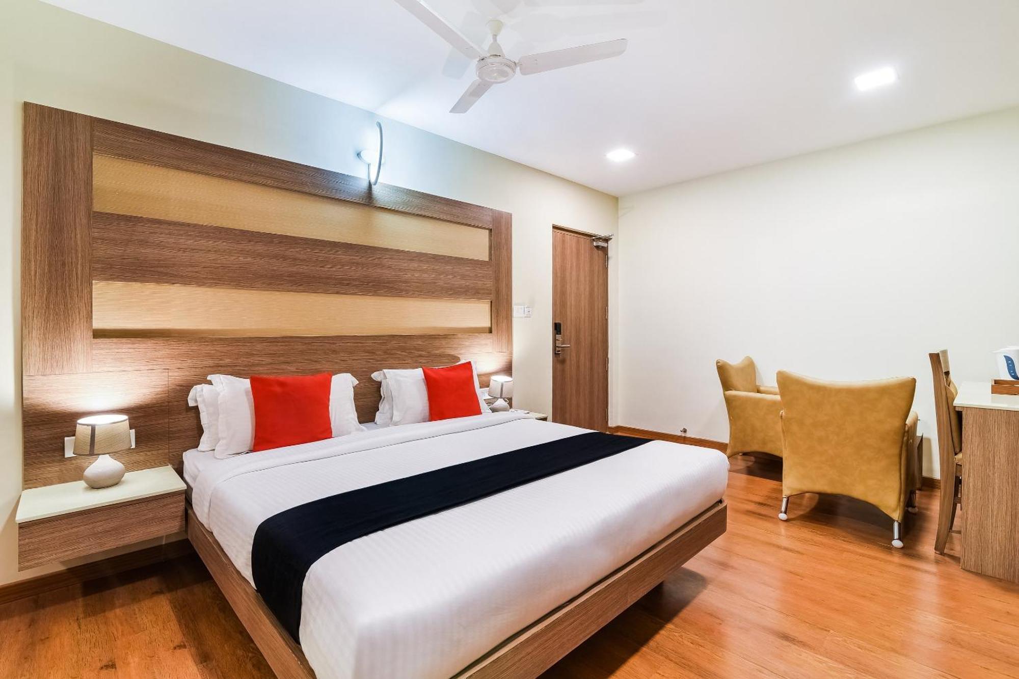 Hotel Super Capital O Grand Plaza à Coimbatore Extérieur photo