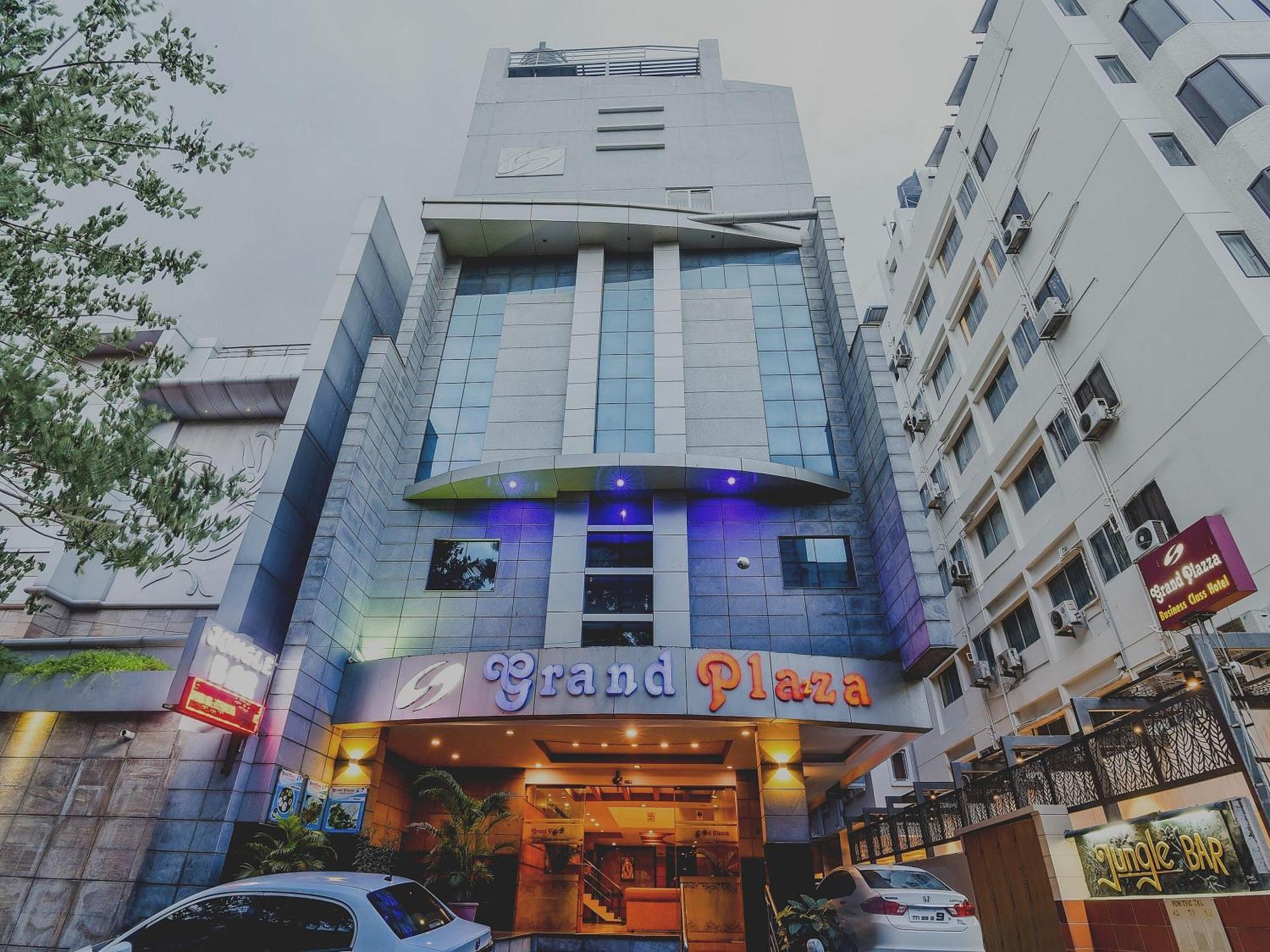 Hotel Super Capital O Grand Plaza à Coimbatore Extérieur photo