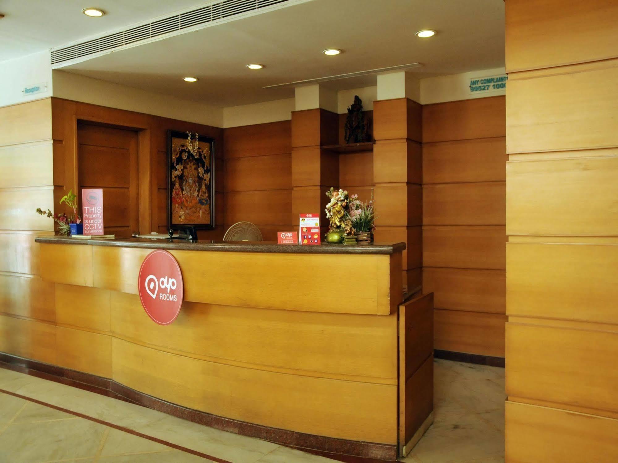 Hotel Super Capital O Grand Plaza à Coimbatore Extérieur photo