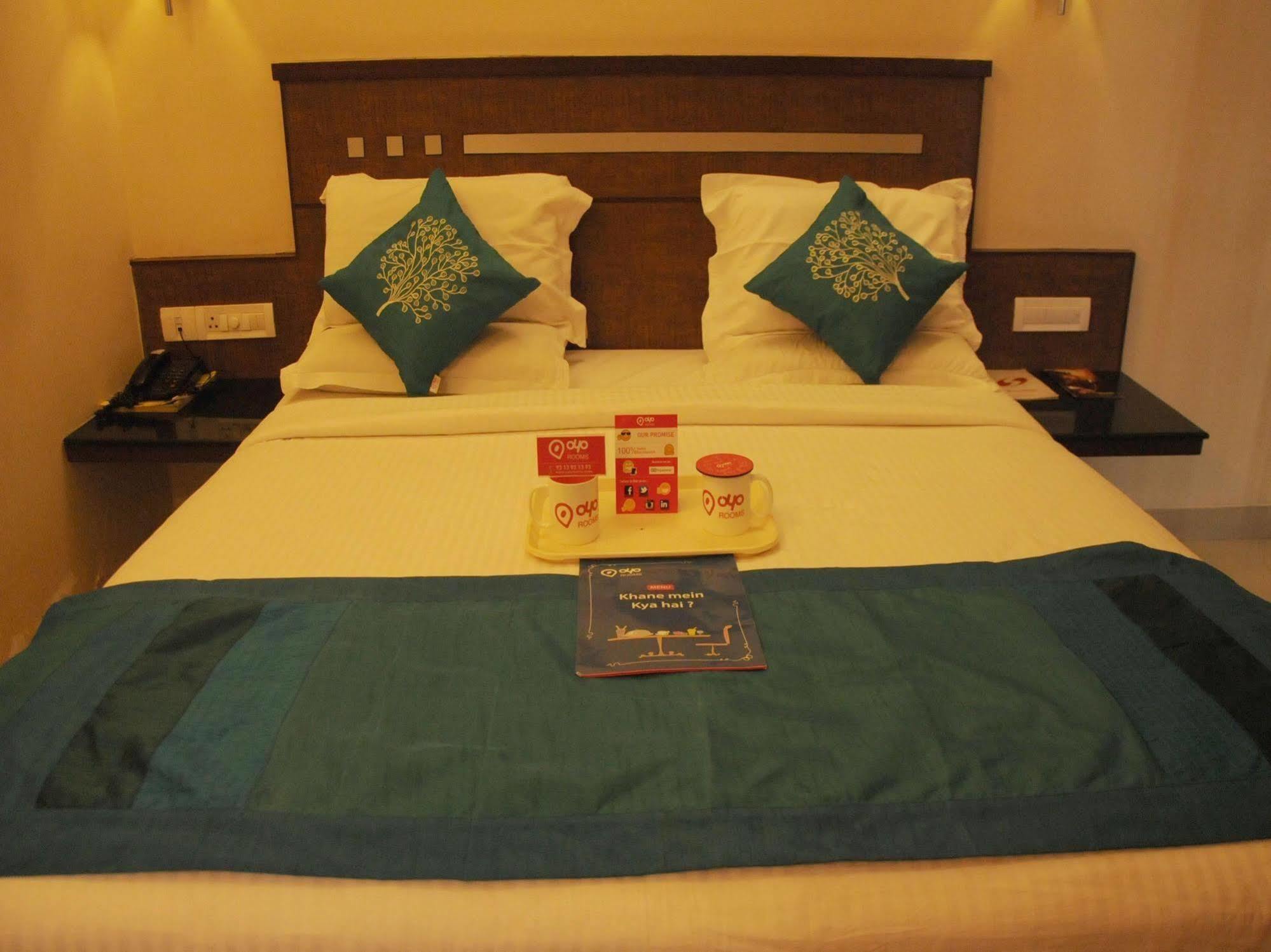 Hotel Super Capital O Grand Plaza à Coimbatore Extérieur photo
